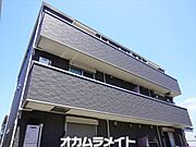 前原駅より徒歩5分 築4年8ヶ月 3階建の賃貸物件