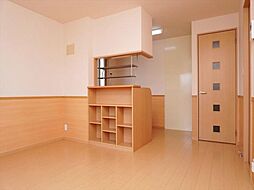 ロイヤルアベニールＢ 2階2LDKのリビング/ダイニング