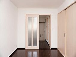 メゾン谷津 2階1Kのリビング/ダイニング