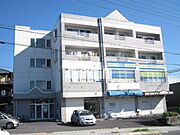 名張駅より徒歩2分 4階 築32年7ヶ月の賃貸物件