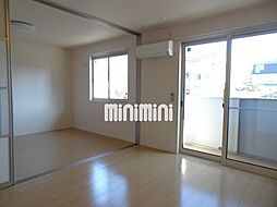 カサヴィラージュ 102 1階2DKのリビング/ダイニング