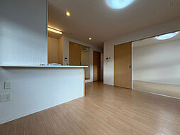 クッキーハイム 201 2階1LDKのリビング/ダイニング