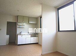 ロイヤルヒルズ2番館 102 1階2LDKのリビング/ダイニング