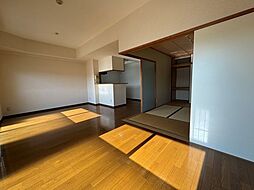 佳千ビルIII 405 4階2LDKのリビング/ダイニング