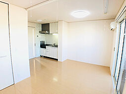 カーサ煌めきＡ棟 201 2階ワンルームのリビング/ダイニング