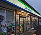 周辺：【コンビニエンスストア】ファミリーマート 上尾原市西店まで369ｍ