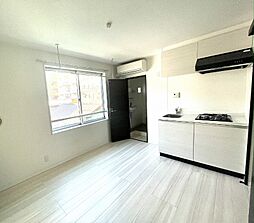 グランディールI 201 2階ワンルームのリビング/ダイニング