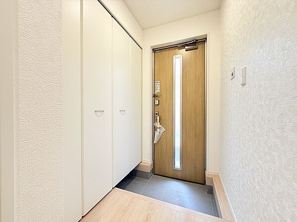 収納付き玄関 モデル棟