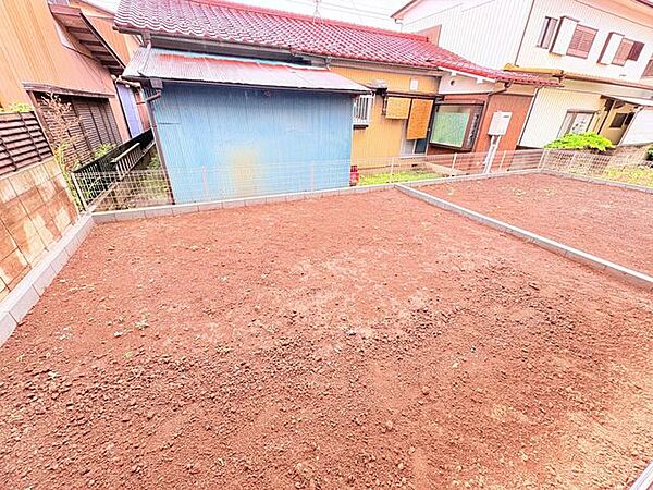 広々とした庭 モデル棟