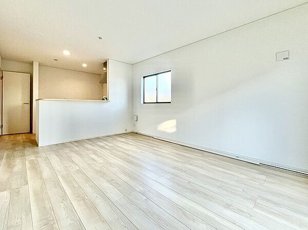 リビング/ダイニングを拡大表示