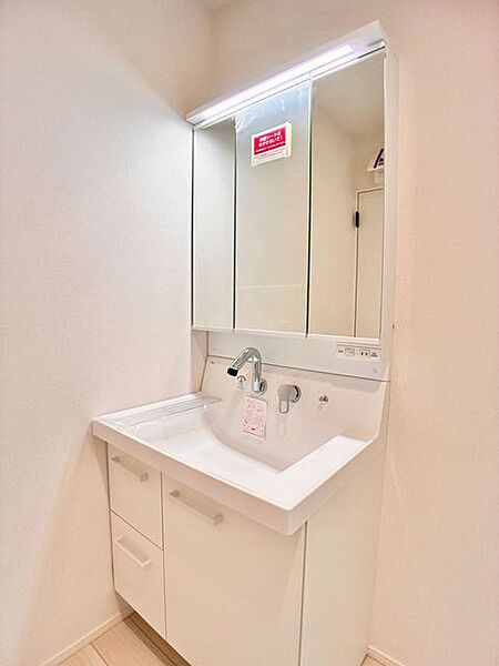 暮らしを快適に変えるシャワー付洗面台つき モデル棟