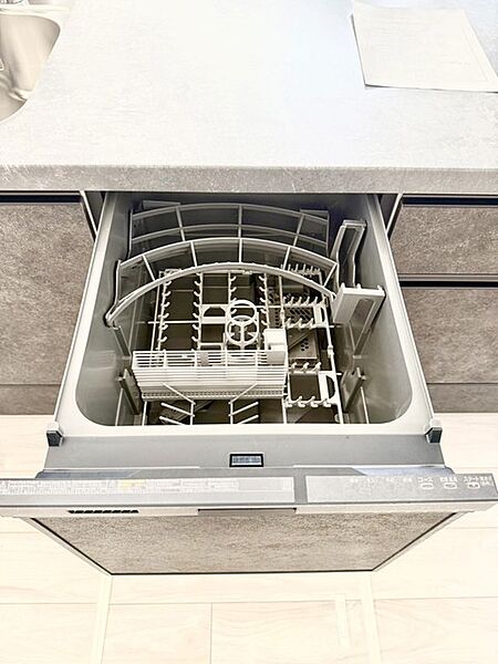 食器洗浄乾燥機 モデル棟
