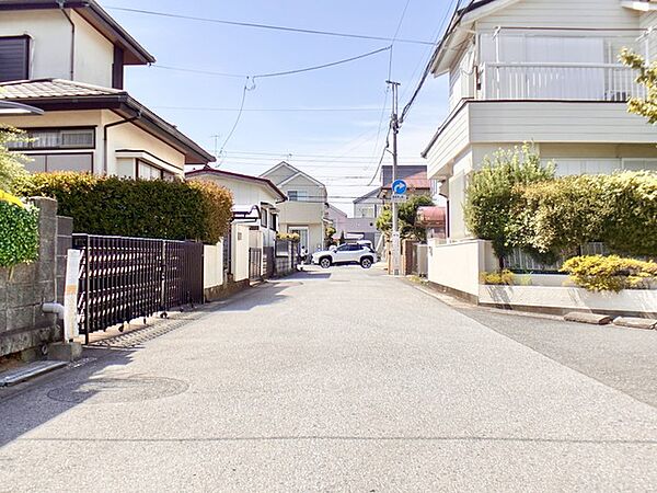 接道状況：西側約5ｍ公道、南側約5ｍ公道