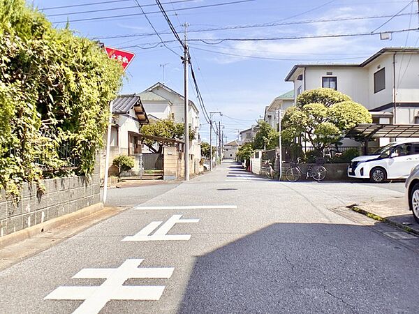 接道状況：西側約5ｍ公道、南側約5ｍ公道