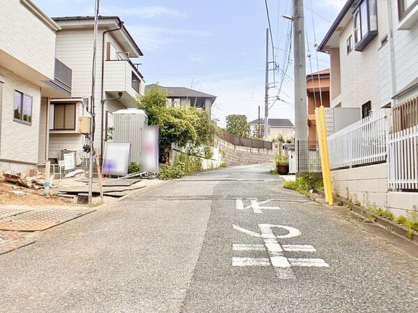 接道状況：北西側約5.9ｍ公道、南西側約3.85、4.4ｍ公道