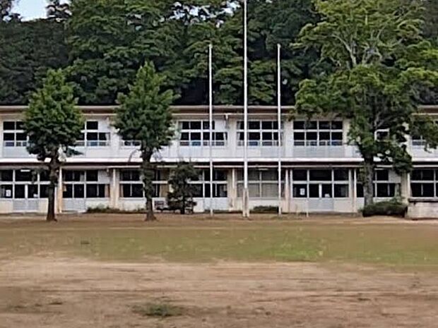 野田市立川間小学校（400m）