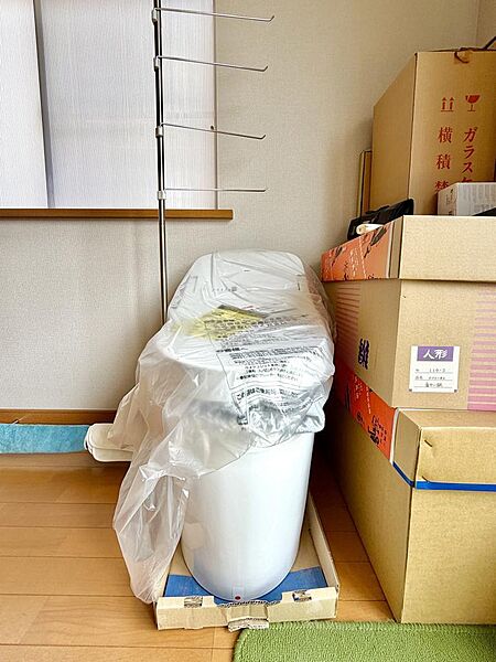 ※２階トイレは建築時のままですが温水洗浄便座（新品）があるので、工事費買主負担で新しくすることも可能です