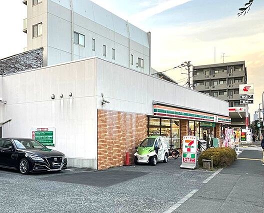 セブンイレブン...