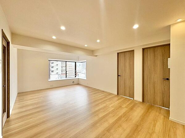 apartment 東京都台東区竜泉３丁目
地図を見る