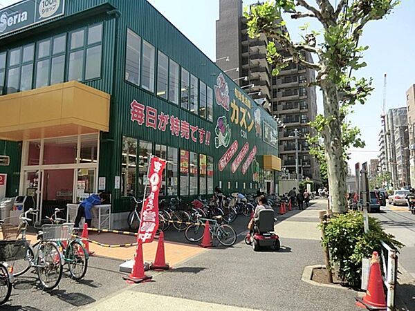 カズン八広店まで約697m