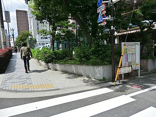 左衛門橋北児童遊園まで約393m