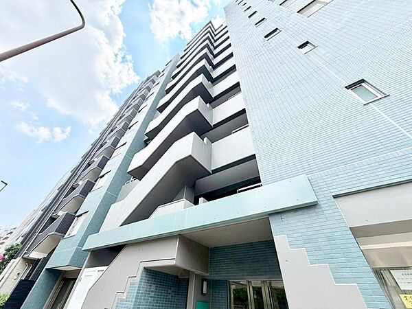 贅沢といえるほどの豊かな居住性と、プライドを満たすクオリティが見事に調和した住空間。