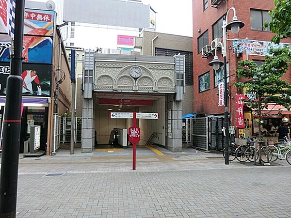 浅草駅まで約1004m