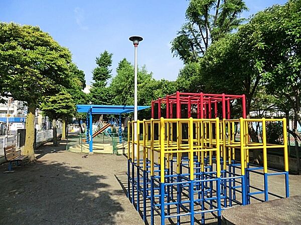 横川公園まで約251m