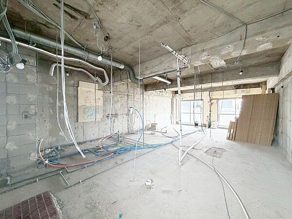現地に足を運んで頂けた時には、実際に周辺をご自由に散策して頂けます事をお勧め致します。