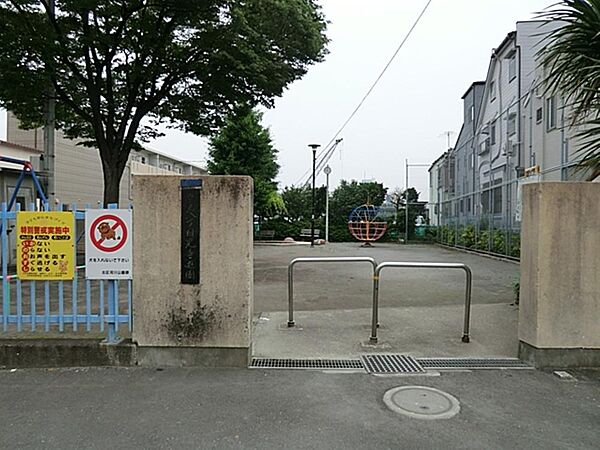 豊島八丁目児童遊園まで約112m
