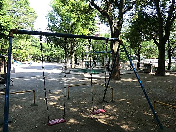 江戸川公園まで約405m