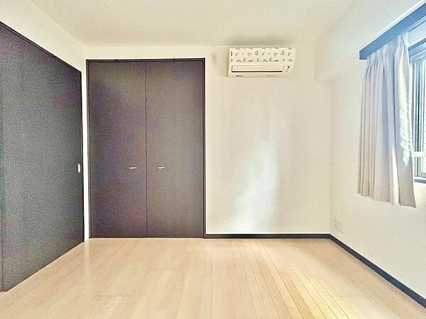 「リフォーム前」空間演出に拘り整然とセンス良く纏められた室内はの癒し空間でなければなりません。そこで暮らす方々のことを考え抜き、そして造りこんだ空間は上の癒しを提供してくれます。