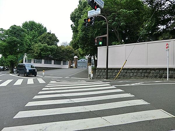 学習院初等科まで約601m