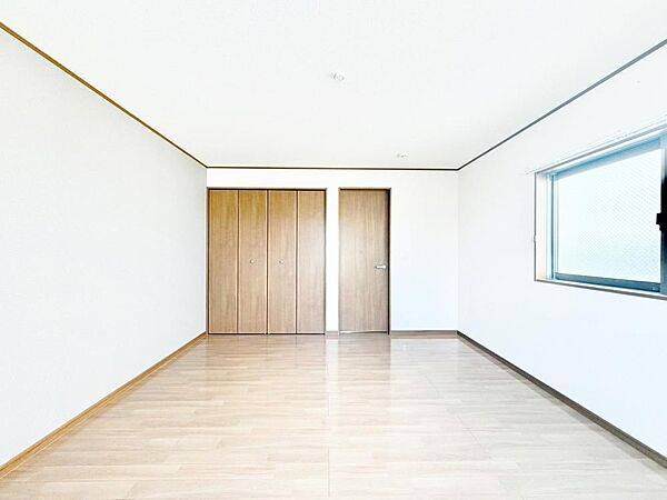 空間演出に拘り整然とセンス良く纏められた室内はの癒し空間でなければなりません。そこで暮らす方々のことを考え抜き、そして造りこんだ空間は上の癒しを提供してくれます。