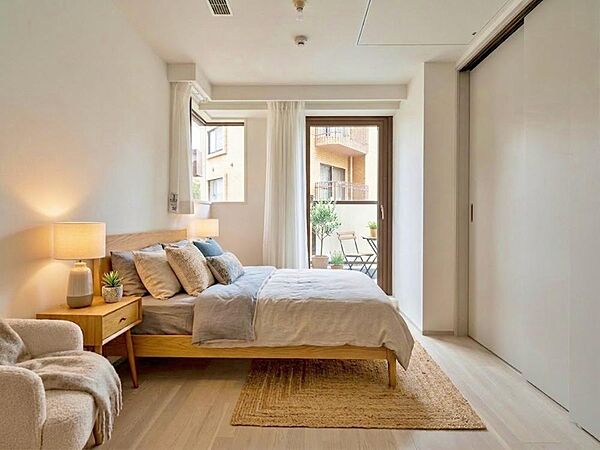 家具の配置のし易い室内です。趣味の部屋としても充分な広さを確保しております。「配置してある家具や小物はCGによるイメージです。」