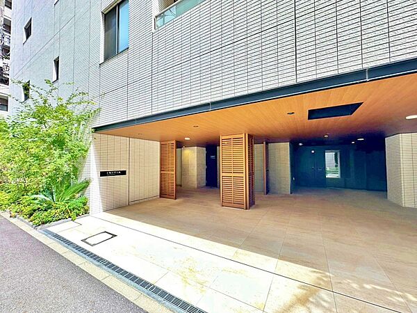 贅沢といえるほどの豊かな居住性と、プライドを満たすクオリティが見事に調和した住空間。