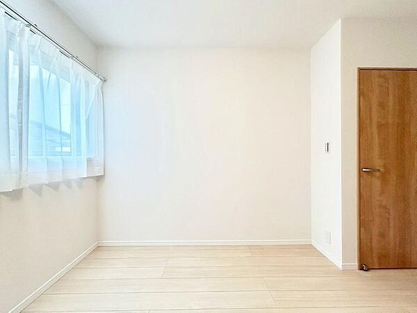 子育て、家族のふれあい…ラクに楽しく自然にできる工夫がいっぱい。日常的な子育てや、家事動線にちゃんと配慮した、子どもの様子が見やすいプラン設計。