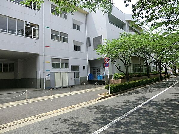 江戸川区立宇喜田小学校まで約491m