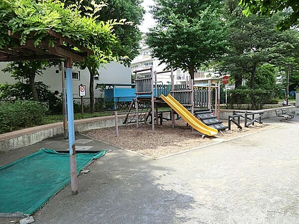 田端新町一丁目児童遊園まで約238m