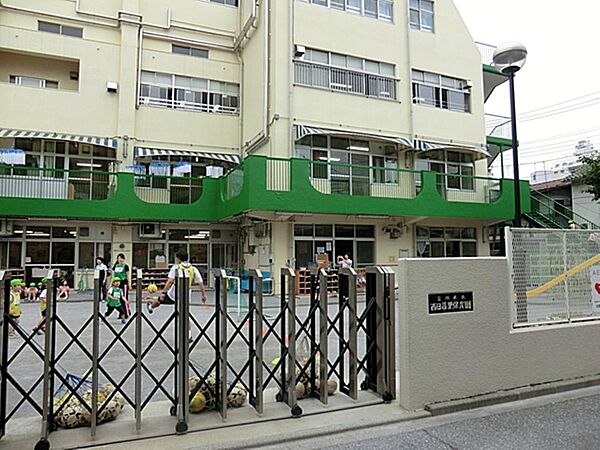 荒川区立西日暮里保育園まで約591m