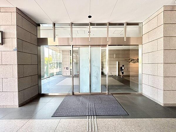 機能、品質、安全性など、建築・環境に求められる基本的な要件はもちろん、暮らしへの提案をも含んだ全体的な質の高さを感じて頂ける筈です。是非一度、現地をご覧になってみてください。