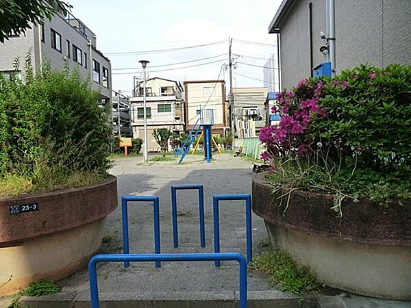 あかしや児童遊園まで約414m