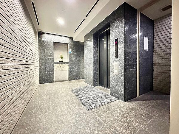 普段の生活でも勿論ですが、お荷物が多いときなど、持ち運びが大変なモノがある際は特に便利です。