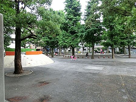 入谷南公園まで約349m