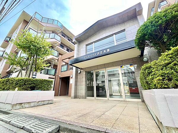 ただ「住まう」だけではございません。気持ち良く住んで欲しい気持ちをこめて…。お住まいの事、住まう街の事、お金の事、何でもご相談下さいませ。