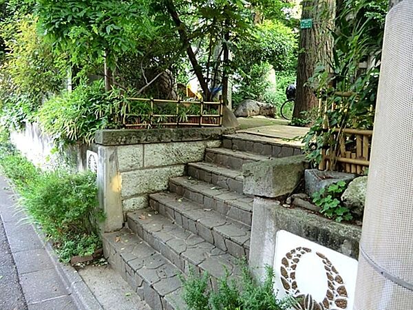 内藤児童遊園まで約139m