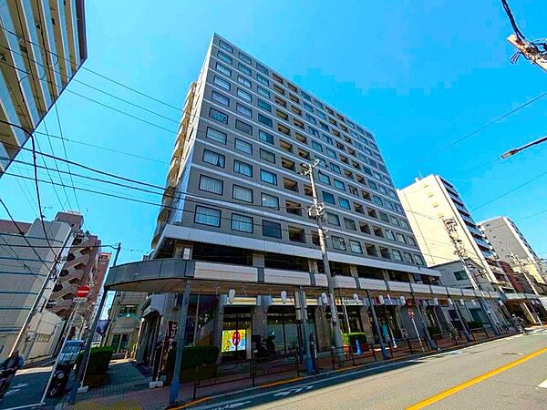 ただ「住まう」だけではございません。気持ち良く住んで欲しい気持ちをこめて…。お住まいの事、住まう街の事、お金の事、何でもご相談下さいませ。