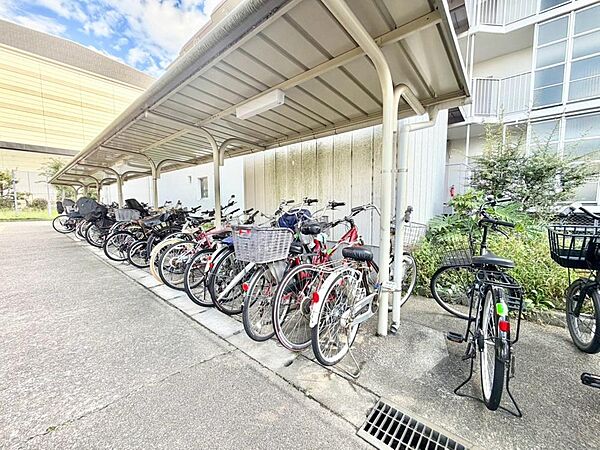 雨風からも大切な自転車を守れて安心です。管理が行き届いておりますので、安心してお過ごし頂けます。