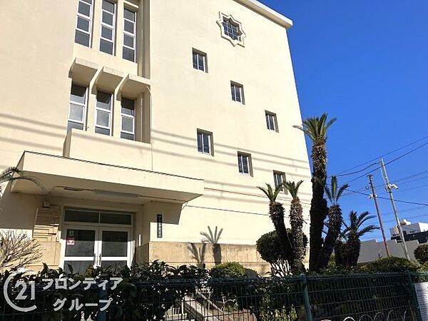 神戸市立春日野小学校 徒歩3分。 200m