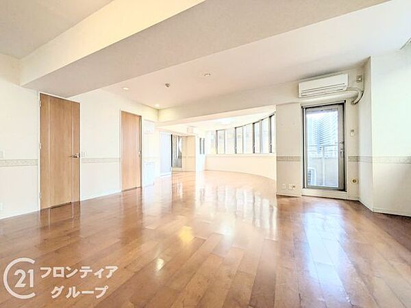 オープンな空間が、広々とした印象を与えます。